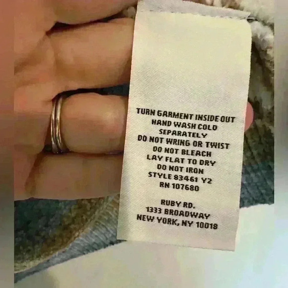 Ruby‎ Rd. Cardigan Long Shrug - Picture 3 of 4